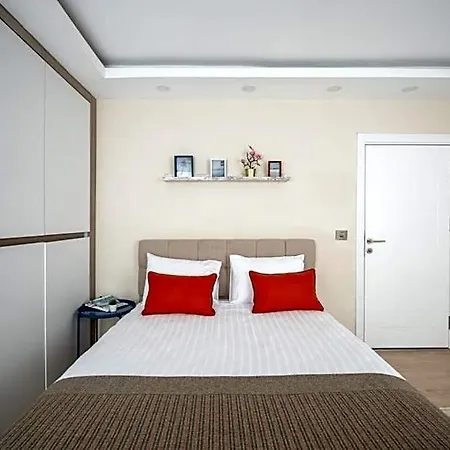 Abc Aparthotel 4*