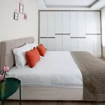 شقة فندقية Abc 4*